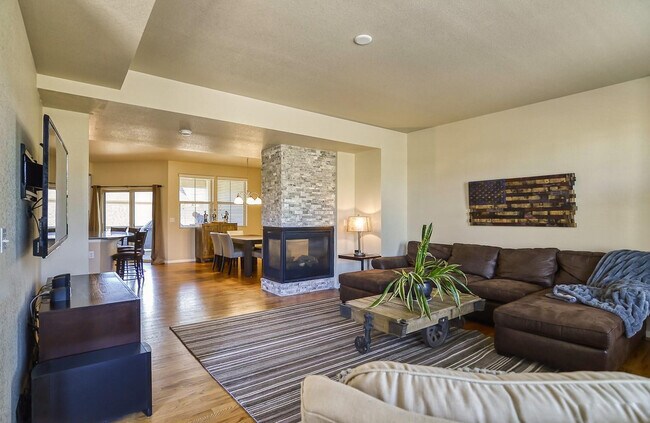 Living Room from Entry - 10204 RidgeGate Circle