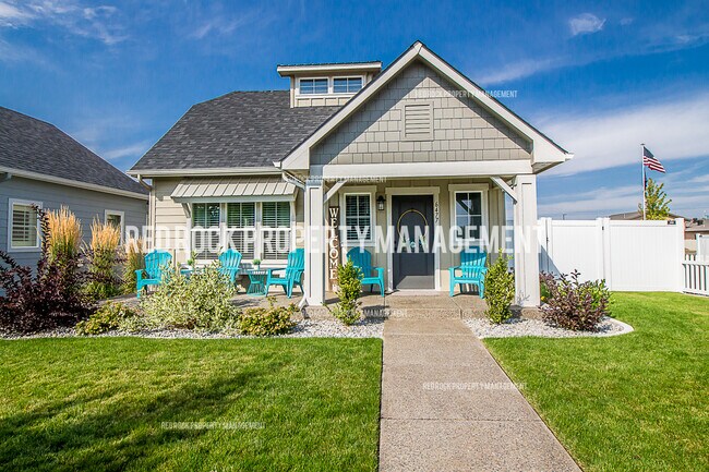 Building Photo - 6477 N Descartes Dr