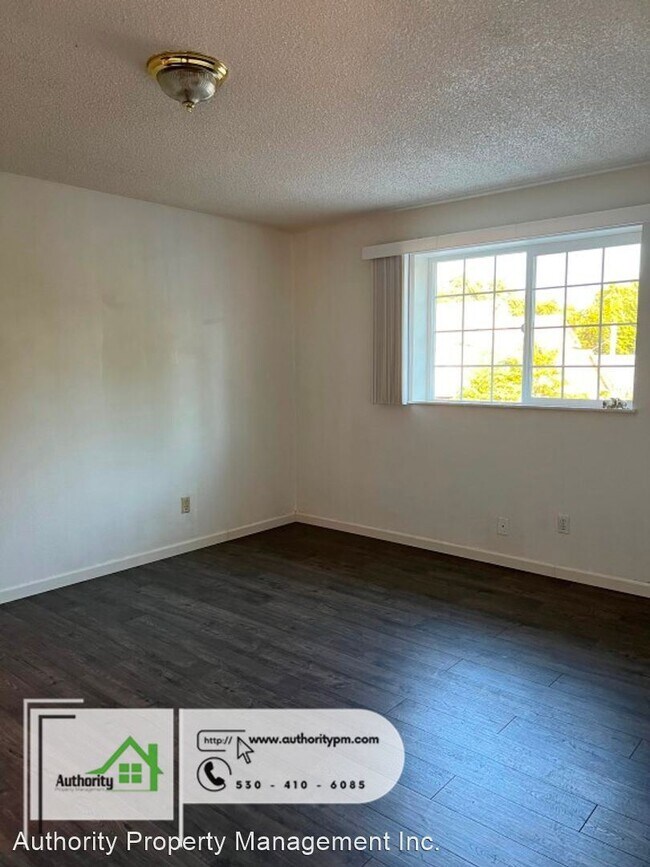 Building Photo - 2 br, 2 bath House - 305 Saint Michael Ct....