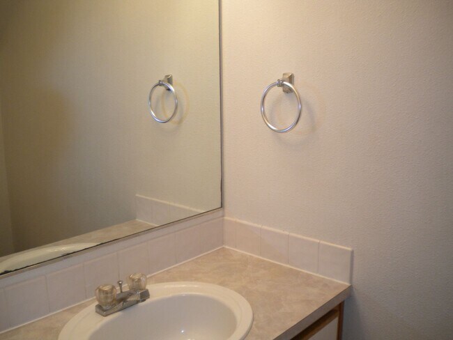 Foto del edificio - TRA11 - Tran Properties Holdings LLC