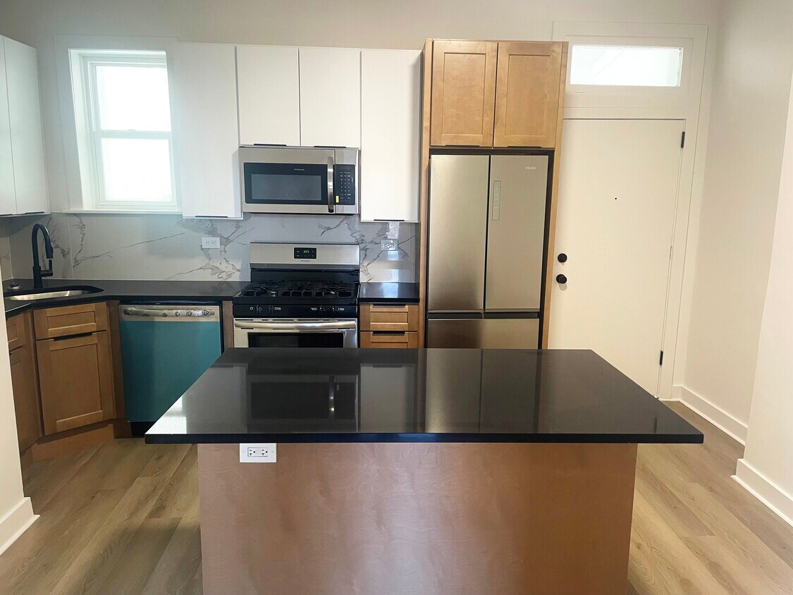 Foto principal - 1454 N Kedzie Ave