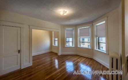 Building Photo - 1152 Commonwealth Ave