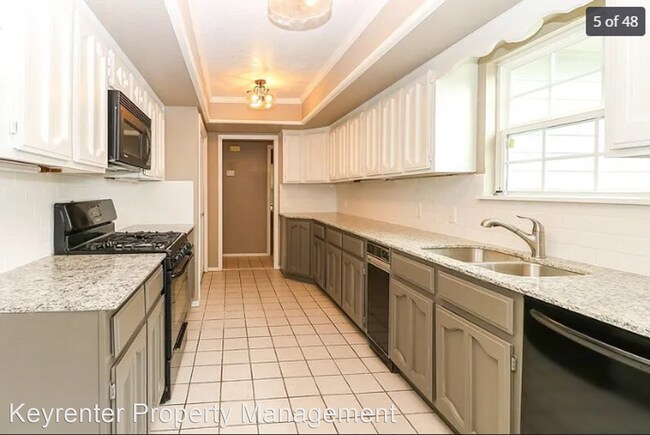 Building Photo - 3 br, 2 bath House - 7737 S Trenton Ave