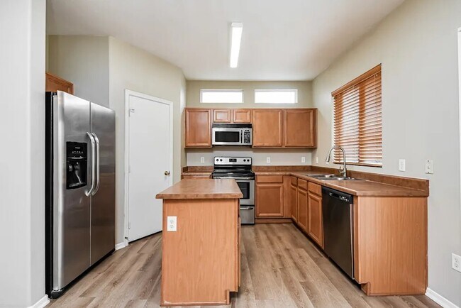 Foto del edificio - 4282 E Baylor Ln
