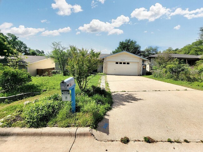 Building Photo - 3/BR 2/BA Single-Level Home with Sunroom a...