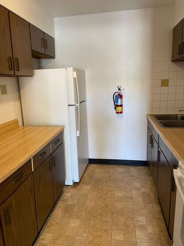 Foto del edificio - 100 N 27th St