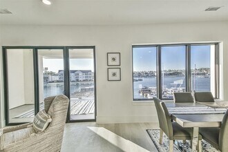 Building Photo - 15260 TX-105