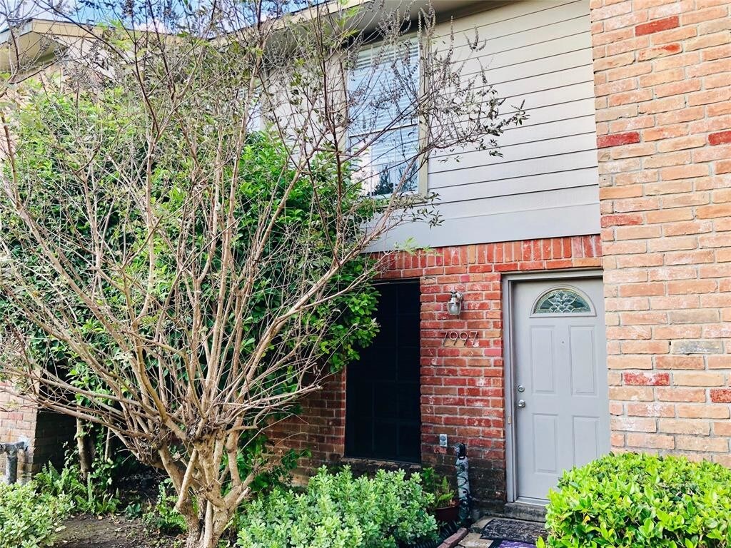 7997 Kendalia Dr, Houston, TX 77036 Condo for Rent in Houston, TX