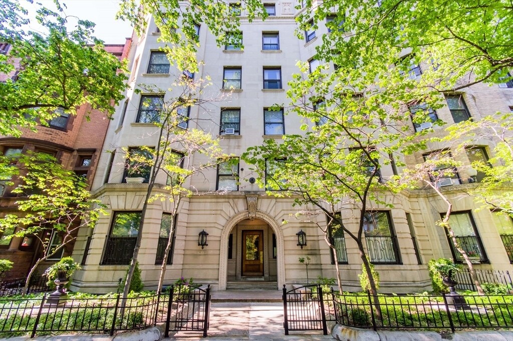 Foto principal - 373 Commonwealth Ave