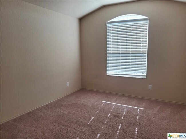 Building Photo - 1412 Doncaster Dr