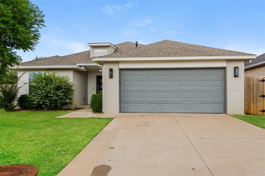 Primary Photo - 508 NW 179th Cir