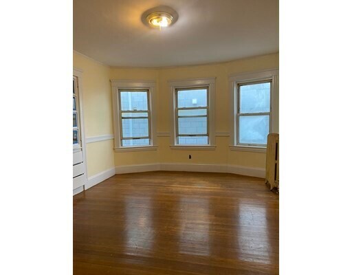 Foto del edificio - 84 River St