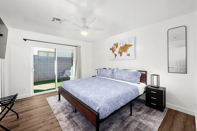Foto del edificio - 1242 E Pierce St