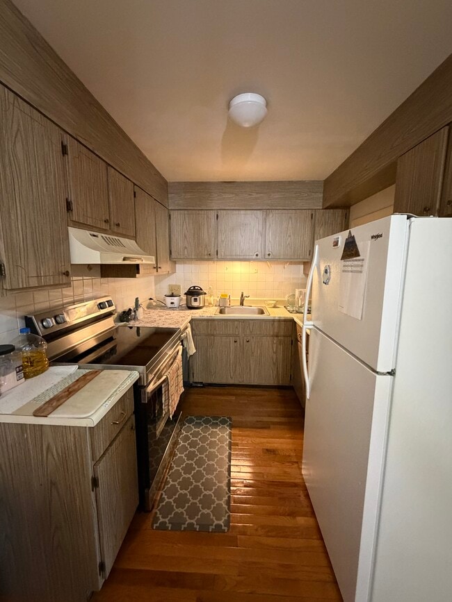 Building Photo - 49 Jacqueline Rd