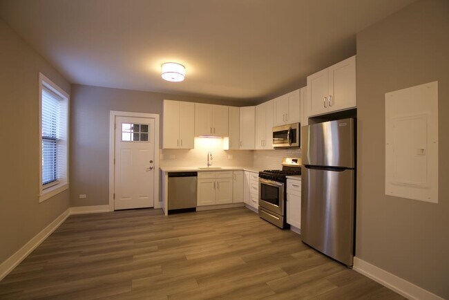 Foto del edificio - 3930 N Janssen Ave