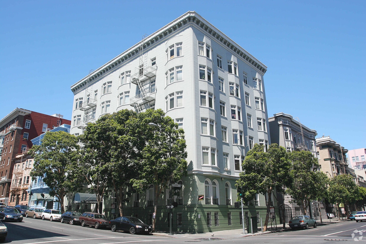 Building Photo - Frontenac Apartments