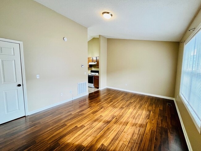Interior Photo - Laurel Brook Community