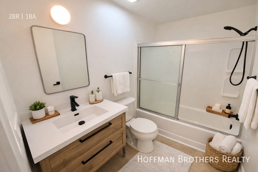 Foto del edificio - 11744 Runnymede St