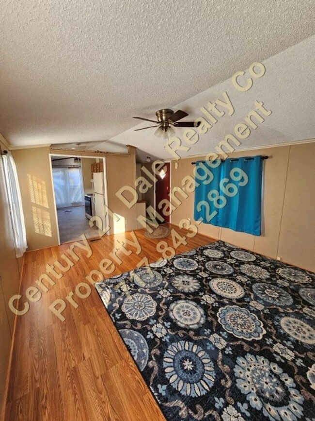 Building Photo - 2 Bedroom in Red Lion School District