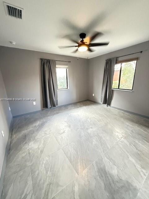Building Photo - 5 bedroom in Opa locka FL 33054