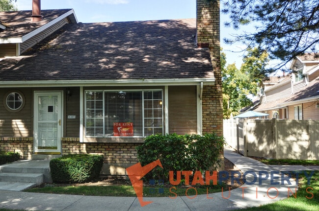 Foto del edificio - 687 E Countryside Ct