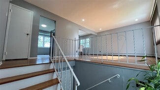 Building Photo - 133 Iceland Dr