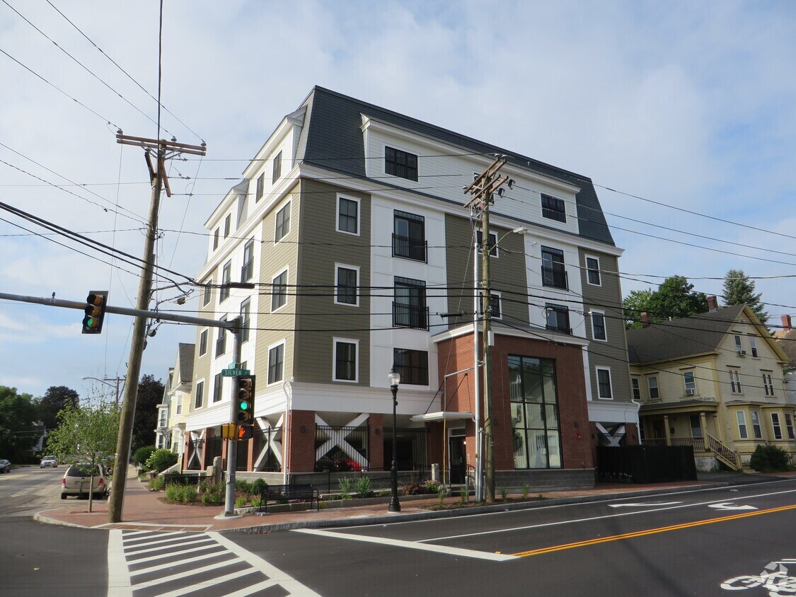 View from the opposite side of Silver Street - 206 Central Ave