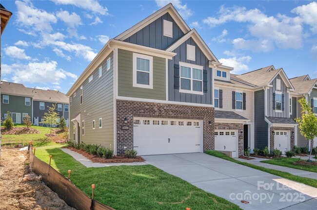 Building Photo - 3220 Lilac Grove Dr