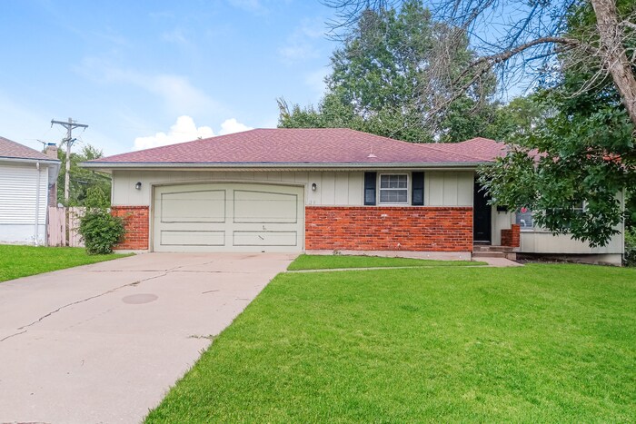 Foto principal - 8705 Evanston Ave