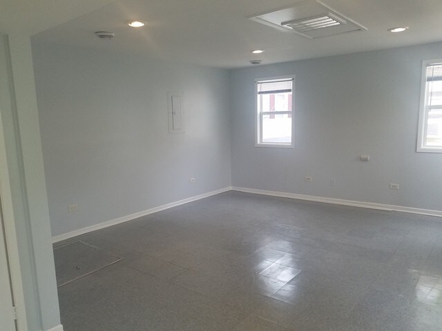Building Photo - 258 Lippincott Ln