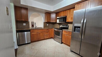 Building Photo - 16171 Blatt Blvd