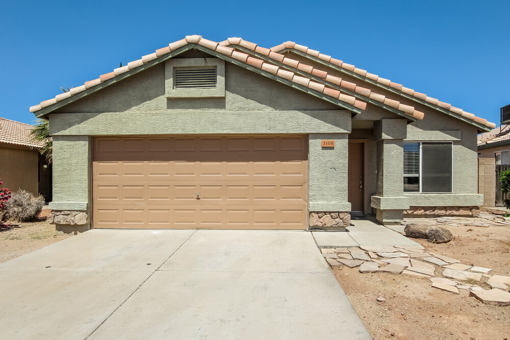 Primary Photo - 3108 W Abraham Ln