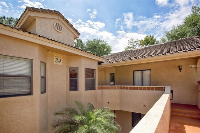 Foto del edificio - Dr Phillips 2 bedroom 2 bath with 1 car ga...