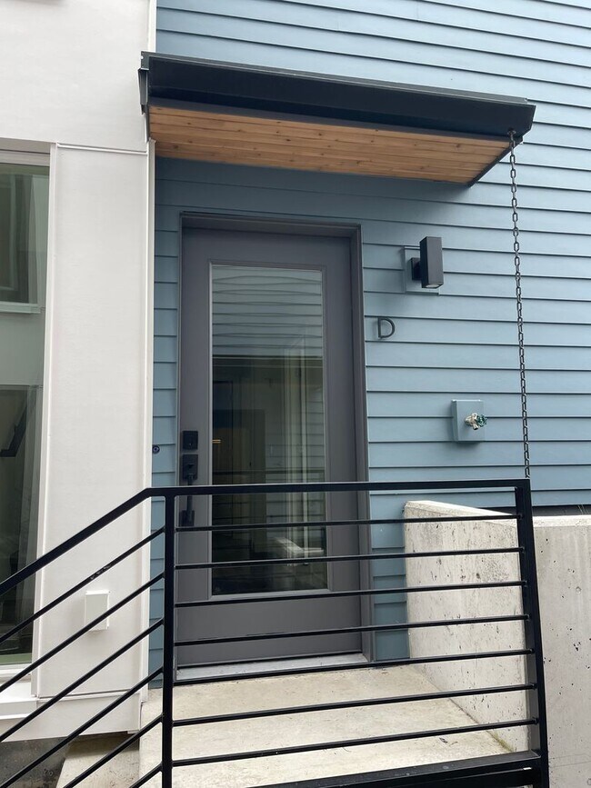 Foto del edificio - Brand New 3bd Townhome!