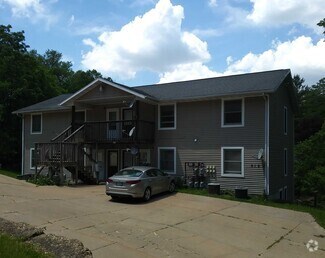 Building Photo - 612 Elk St
