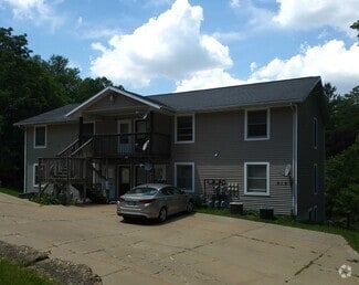 Building Photo - 612 Elk St