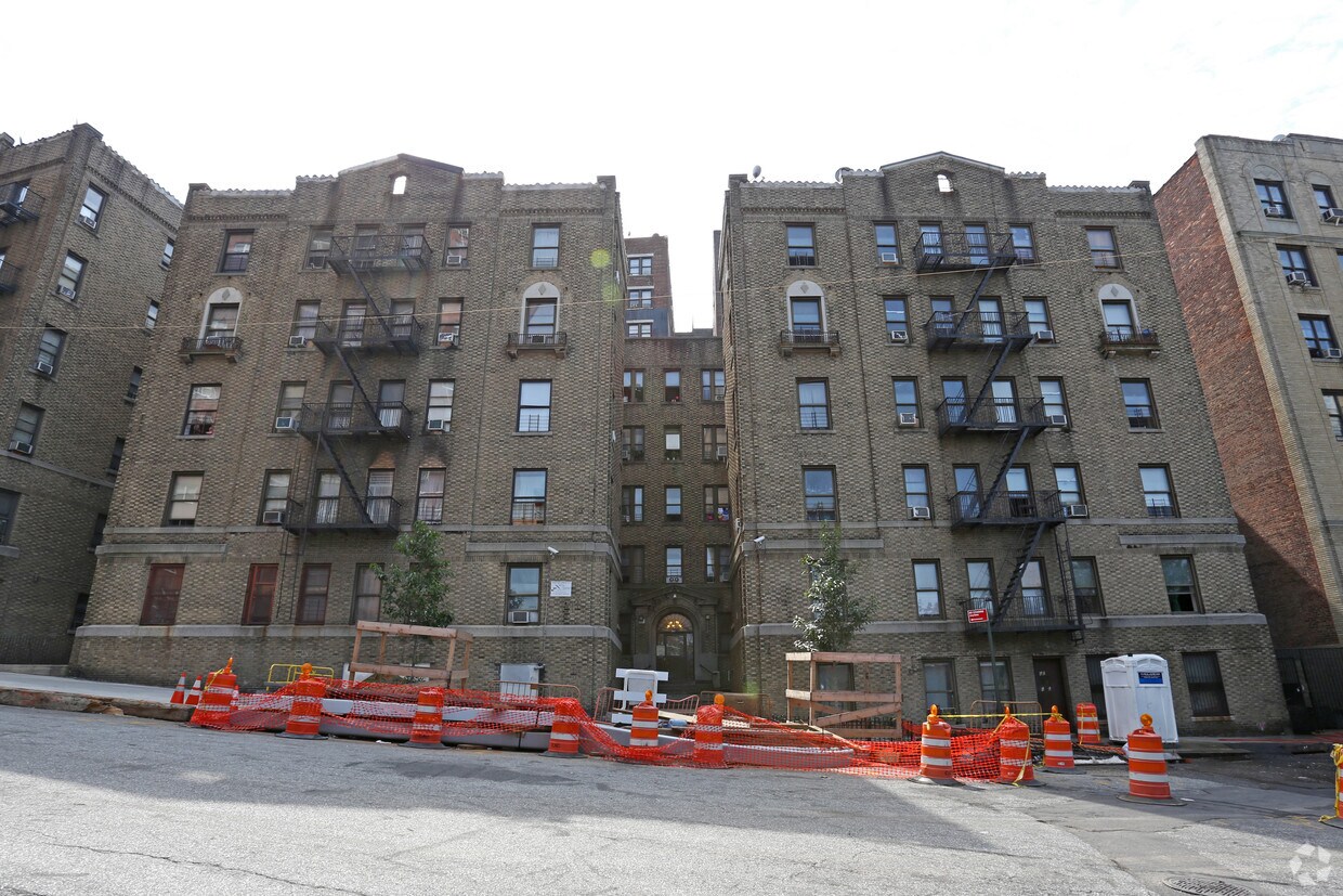 Building Photo - 96 Wadsworth Ter