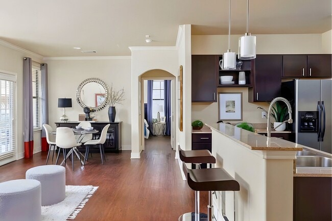 Building Photo - Ladera Apartment Homes