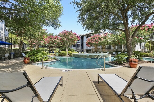Building Photo - MAA Stonebridge Ranch