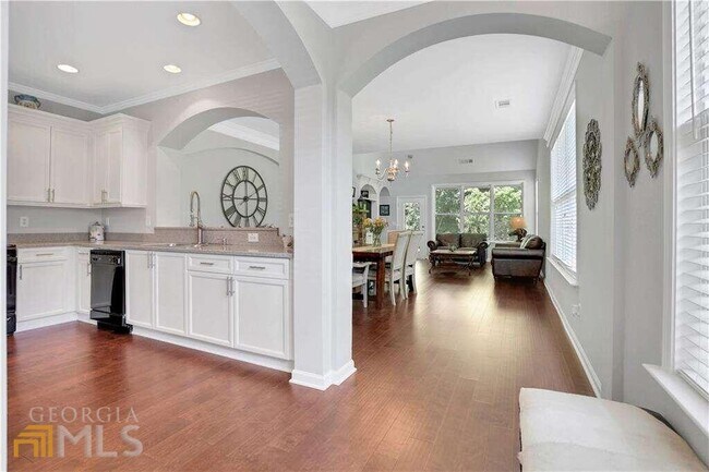 Building Photo - 5025 Hidden Meadow Dr