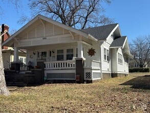 Building Photo - 846 S Pickwick Ave