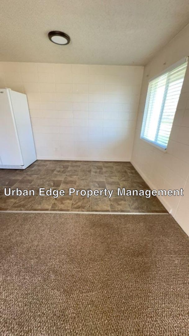 Foto del edificio - One Bedroom Apartment!