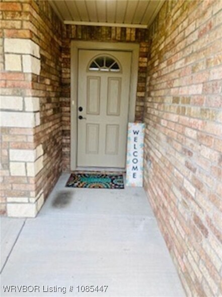 Foto del edificio - 2229 Regency Ln