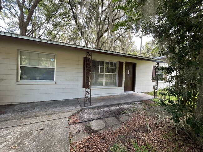 Foto del edificio - 4601 NW 29th Ter