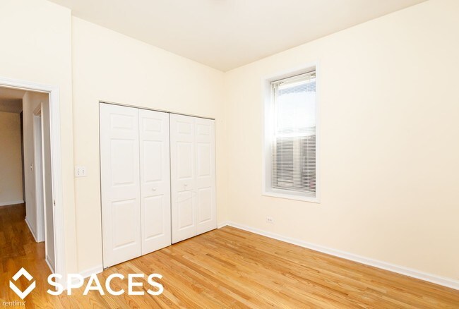 Foto del edificio - 1325 W Wrightwood Ave