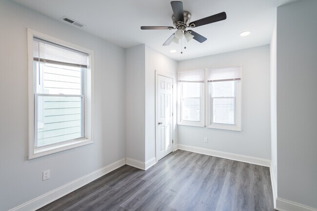 Foto del edificio - Newly Renovated West Philly Home