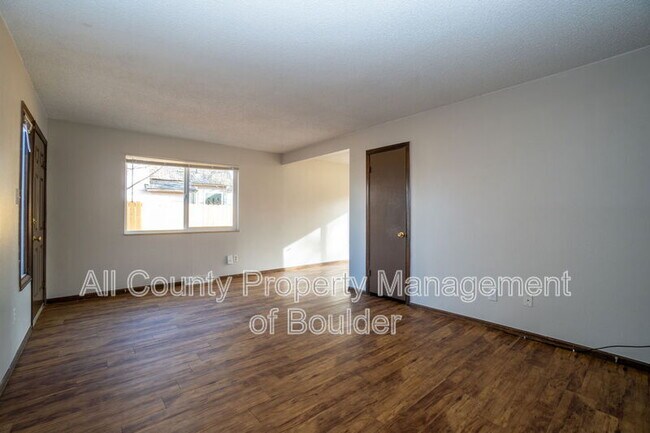 Foto del edificio - 17 15th Ave