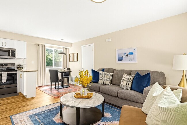 Foto del edificio - 18459 Sharon Ln