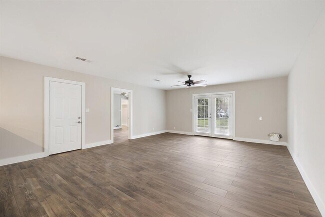 Foto del edificio - 722 Indian Hill Blvd
