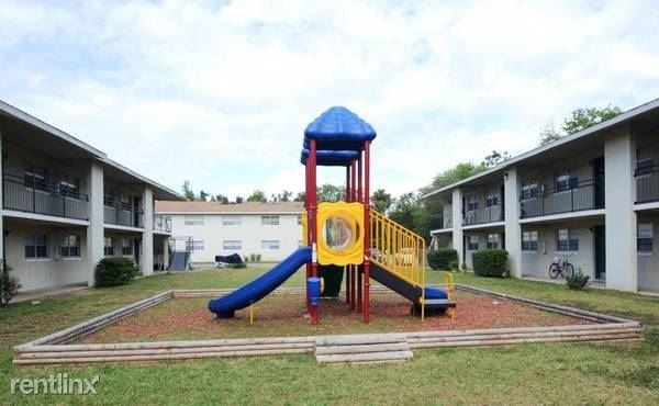 Foto del edificio - 1 br, 1 bath Apartment - 464 Brentwood Drive